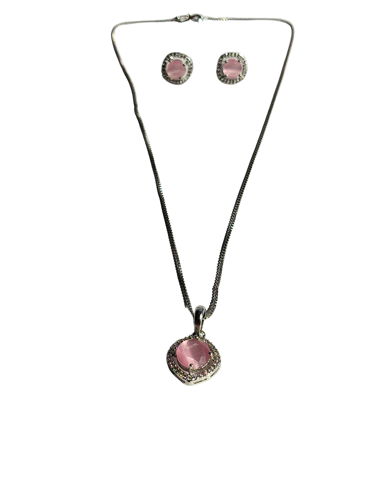 Ratna Chain & Pendant - Buy 1 Get 1 Free