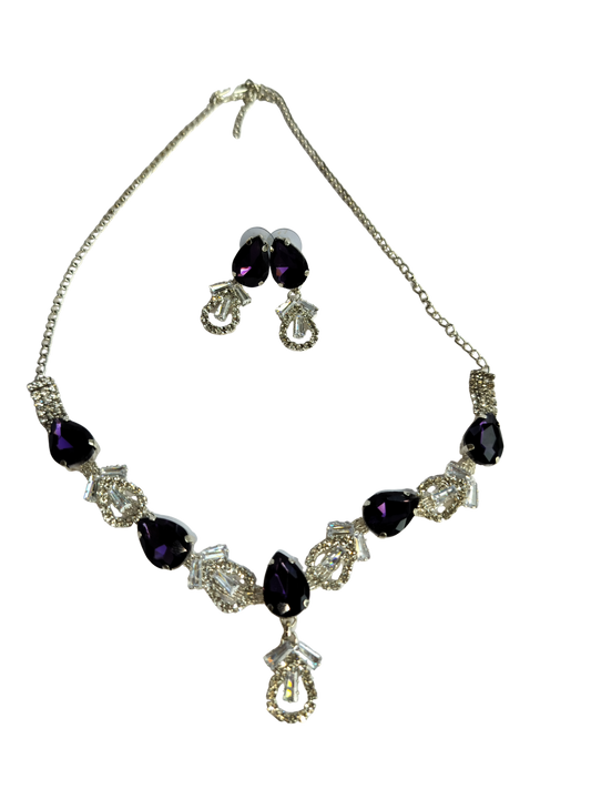 Serenade Necklace Set