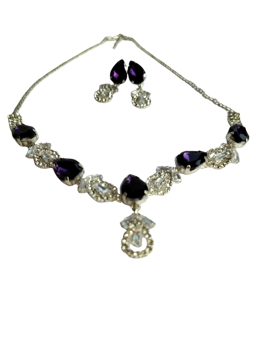 Serenade Necklace Set