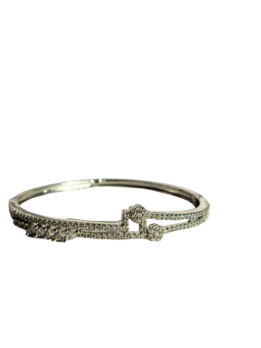 Zyra Bracelet